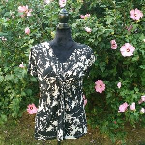 Daisy Fuentes Petites Black & Gray Top S/S Sz PL